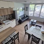 Ta World Apartma *